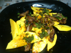 thai0style-beef-and-mango-salad1