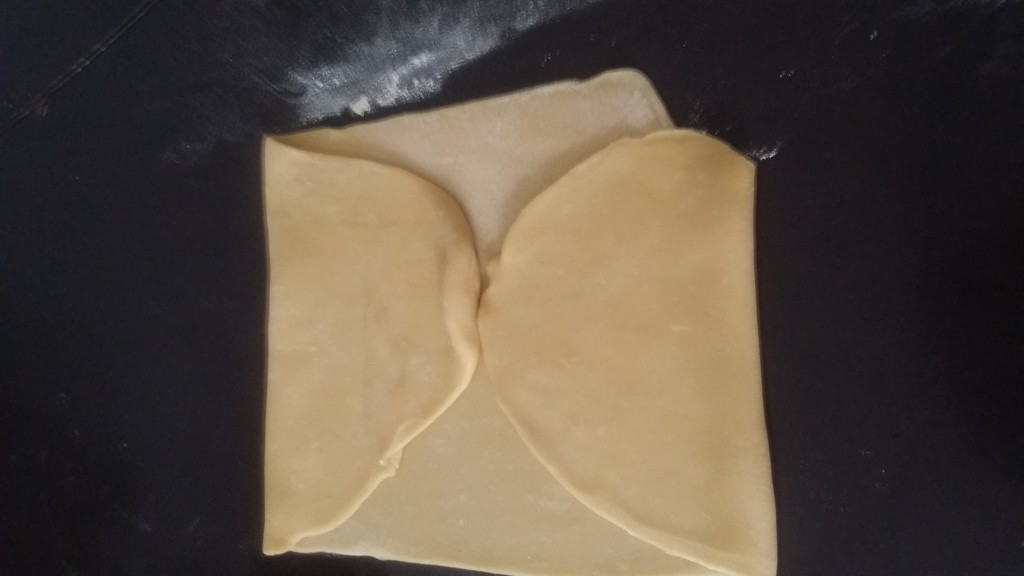 How to make pasta-Homemade pasta-Pasta from scratch-Pasta with no machine-African food blogger- Kenyan food blogger-Kenyan lifestyle blogger