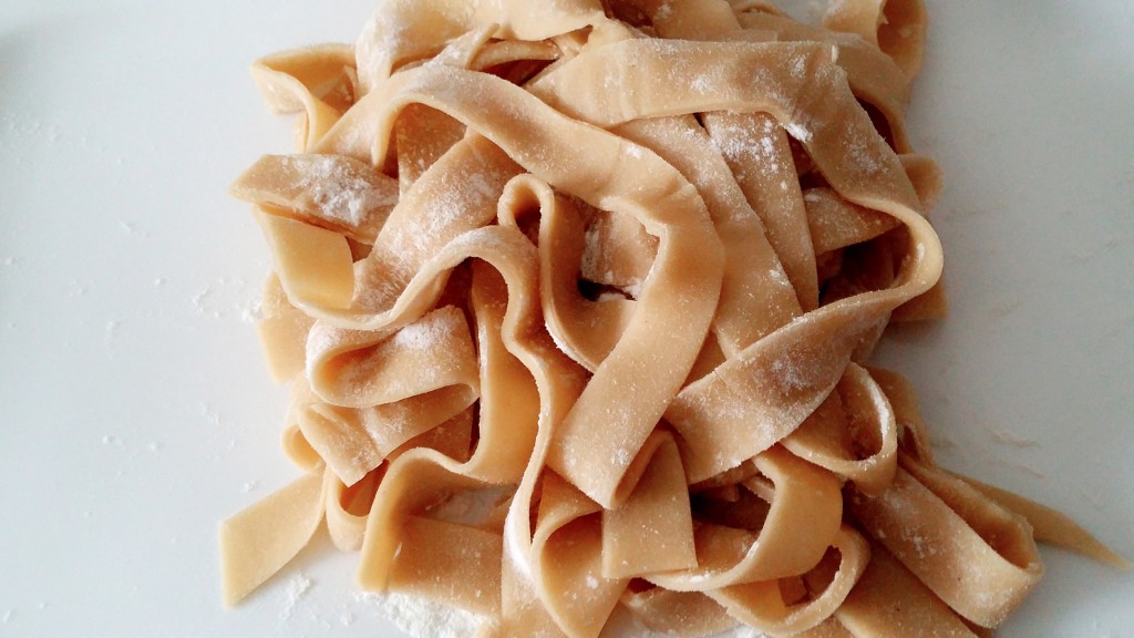 https://new.themothershipvillage.com/penne-alla-carbonara/