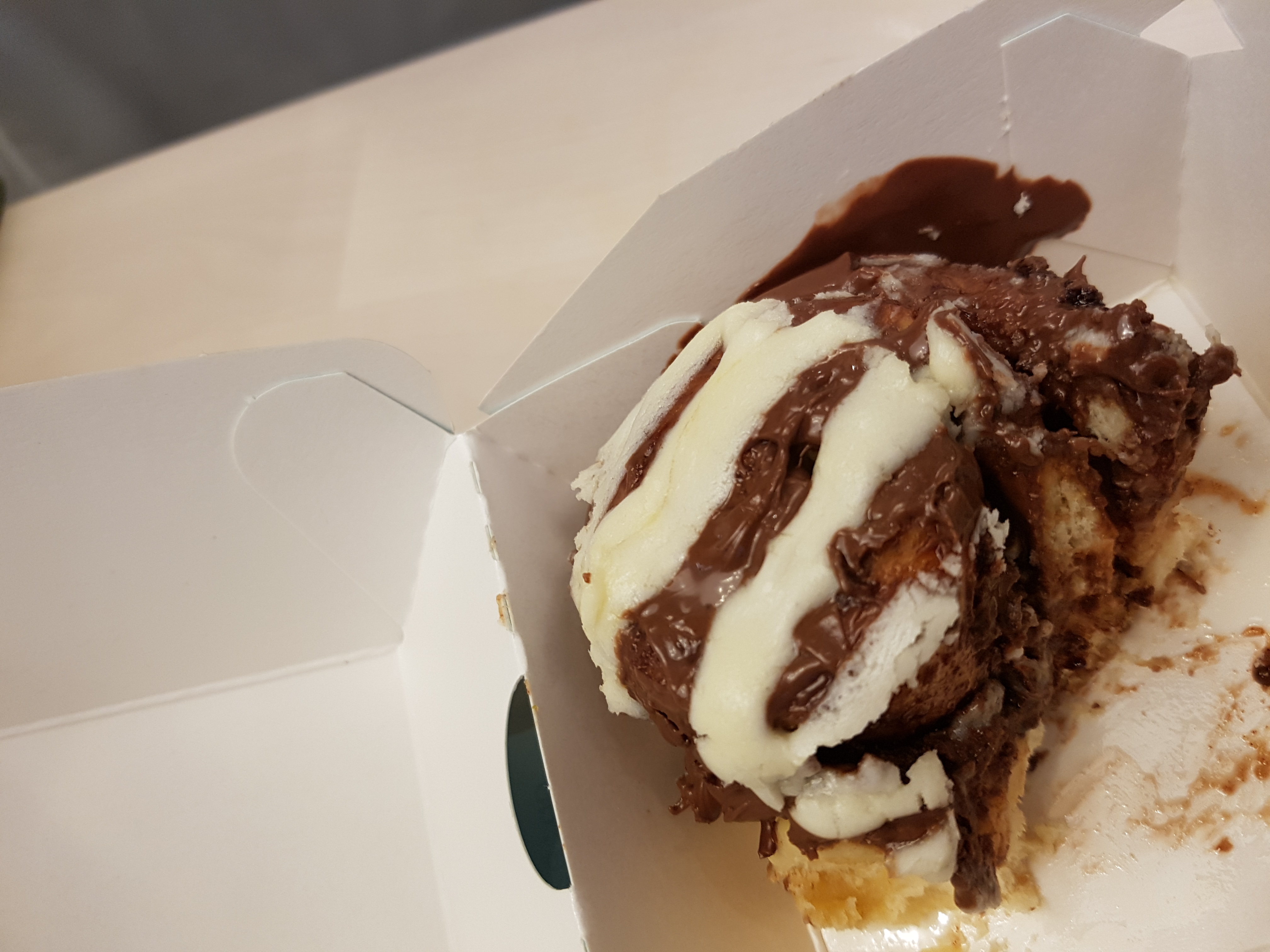 https://new.themothershipvillage.com/cinnamon-rolls-cinnabon-clone/