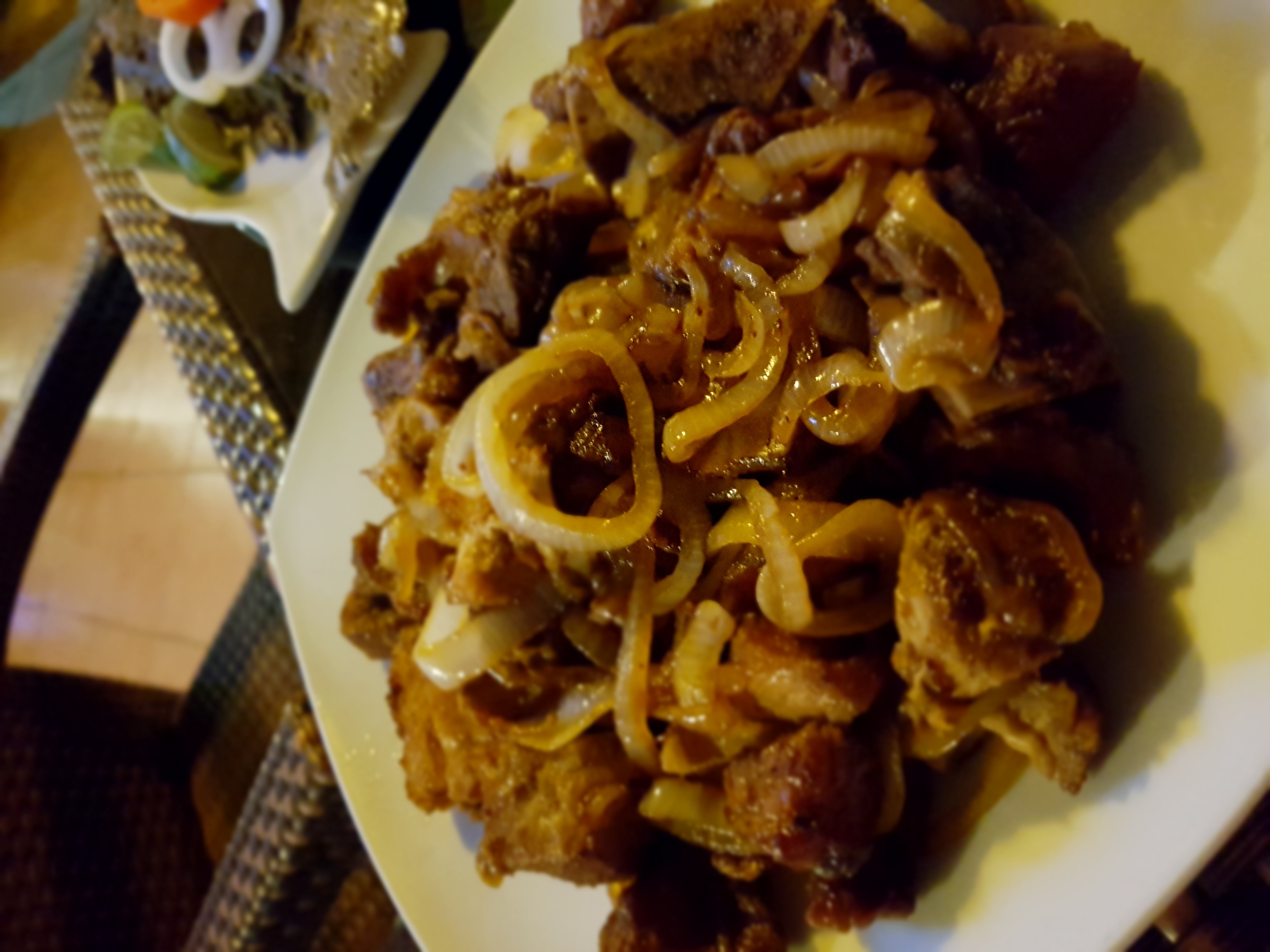 Pork dry fry-manor 540-Kenyan food-Local food in Nairobi-Restaurants in Westlands-Best Pork in Nairobi-Best Fish in Nairobi-African Kaya- Kenyan food blogger-Top Kenyan food blogger- Kenyan blogger- African food blogger 